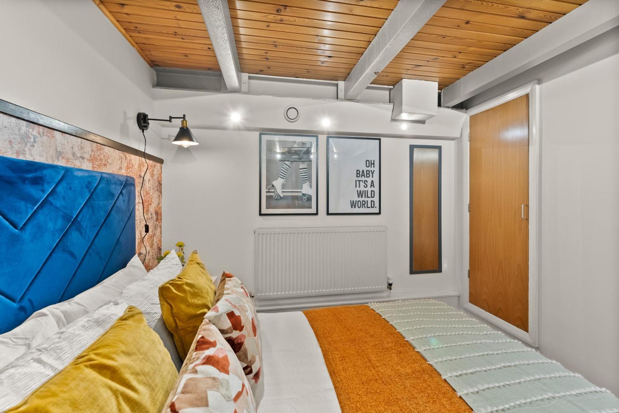 Apartment Artistique Duplex In *