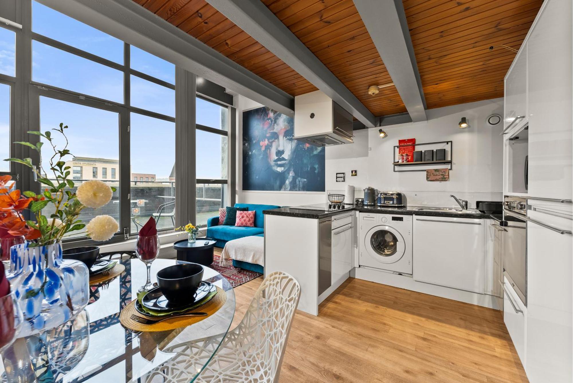 Apartment Artistique Duplex In Nottingham